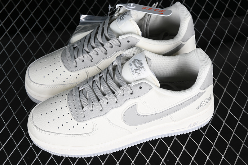 Nike Air Force 1 '07 Low 40Th White/Grey 3