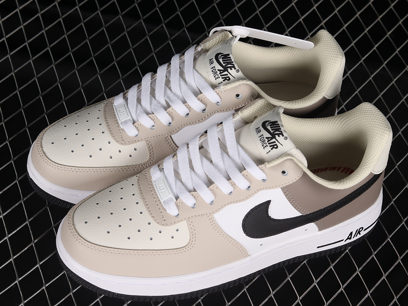 Air Force 1 Low 07 White/Brown/Black 19