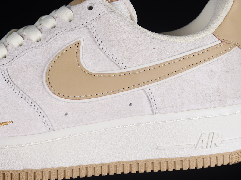 Nike Air Force 1 '07 Low Khaki/White 5