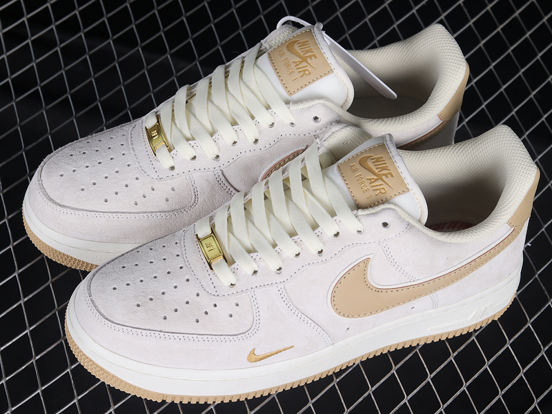 Air Force 1 Low 07 Beige/Gold/Beige 17