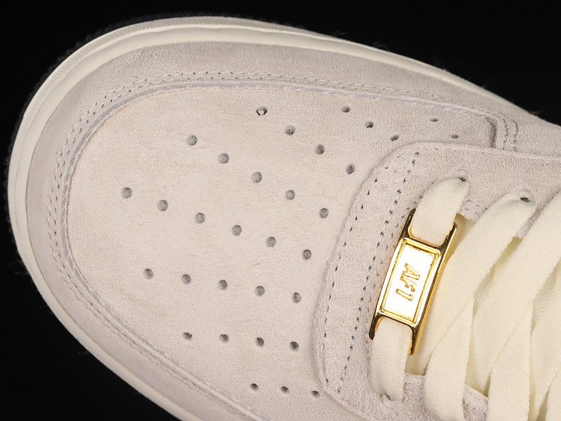 Nike Air Force 1 '07 Low Beige/Black/Gold 5