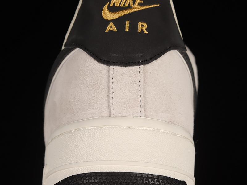 Nike Air Force 1 '07 Low Beige/Black/Gold 9