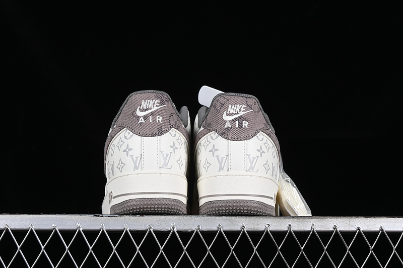 Louis Vuitton Nike Air Force 1 '07 Low White/Brown/Grey 15