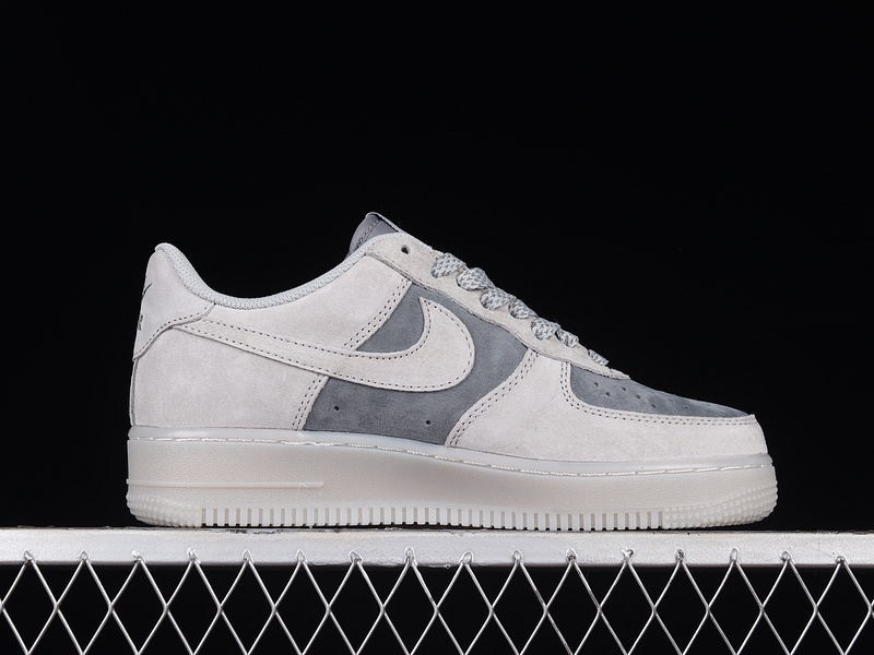 Air Force 1 Low 07 Light Grey/Grey/Light Grey 11