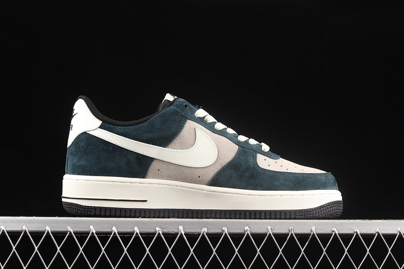 Nike Air Force 1 '07 Low Grey/White/Green 5