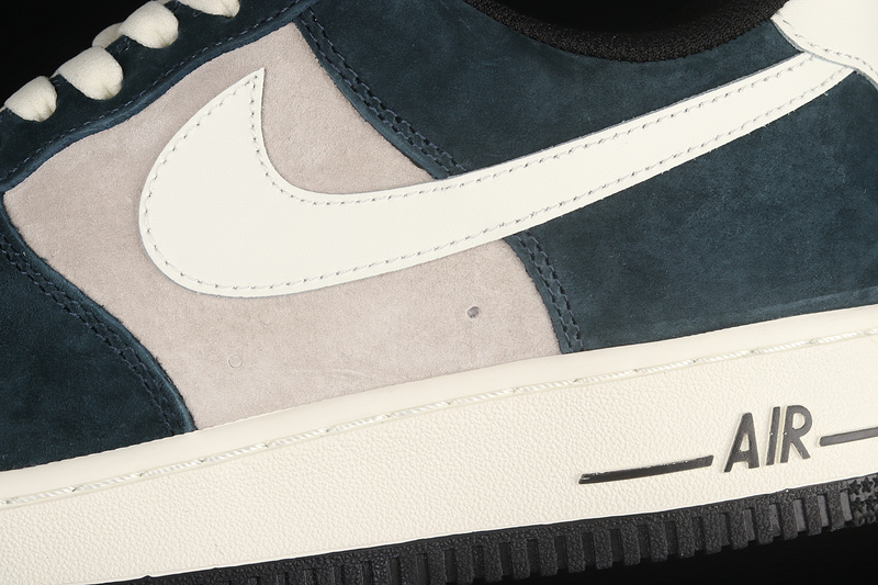 Nike Air Force 1 '07 Low Grey/White/Green 19