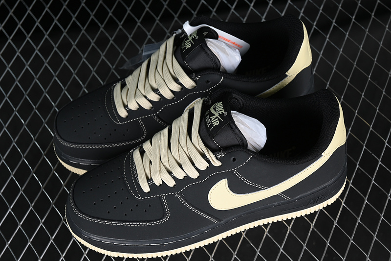 Nike Air Force 1 '07 Low Black/Gold 13