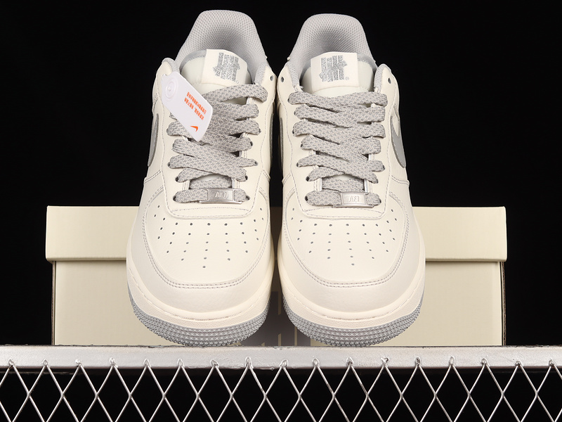 Air Force 1 Low 07 Su19 White/White/Light Grey 11