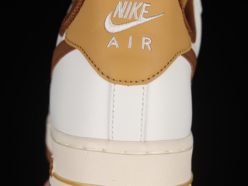 Air Force 1 Low White/Purple/Brown 17