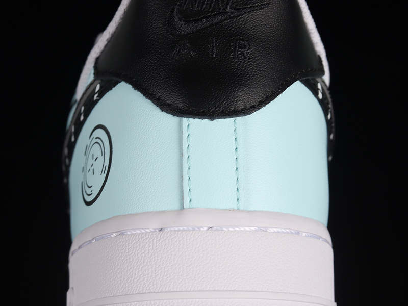 Air Force 1 Low 07 Light Blue/White/Black 11