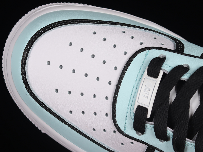 Air Force 1 Low 07 Light Blue/White/Black 29