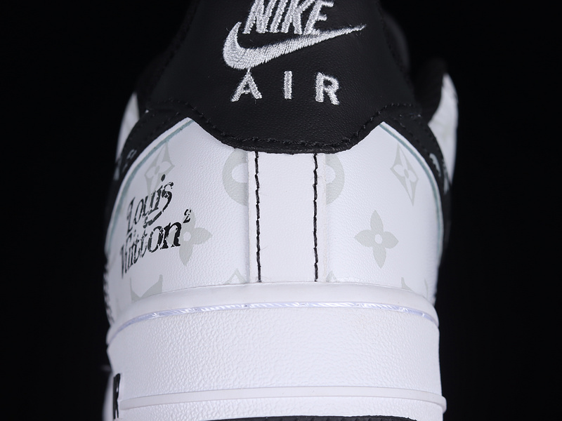 Air Force 1 Low 07 X L*V White/Black/White 11