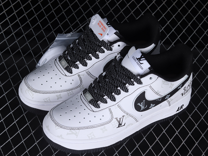 Air Force 1 Low 07 X L*V White/Black/White 17