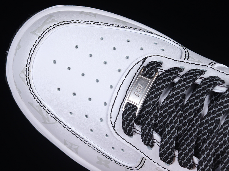 Air Force 1 Low 07 X L*V White/Black/White 19