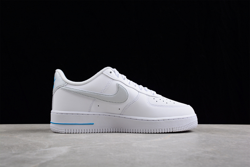 Air Force 1 Low White/Laser Blue/Reflect Silver/Metallic Silver 19