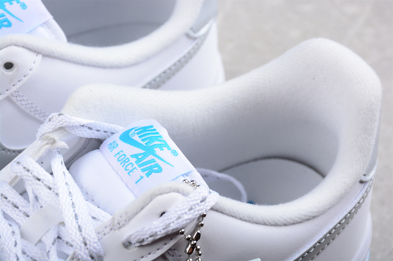 Air Force 1 Low White/Laser Blue/Reflect Silver/Metallic Silver 31