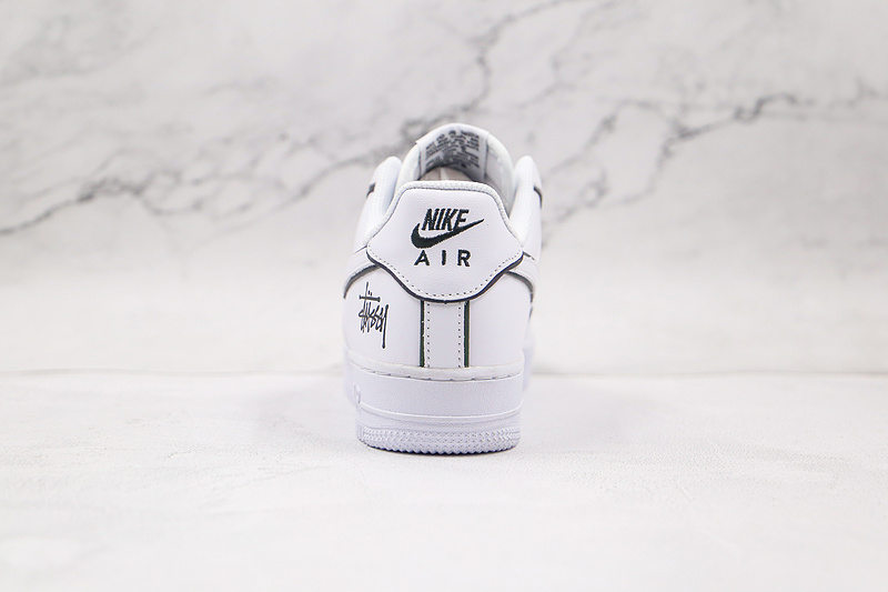 Air Force 1 Low 07 White/Black/White 13