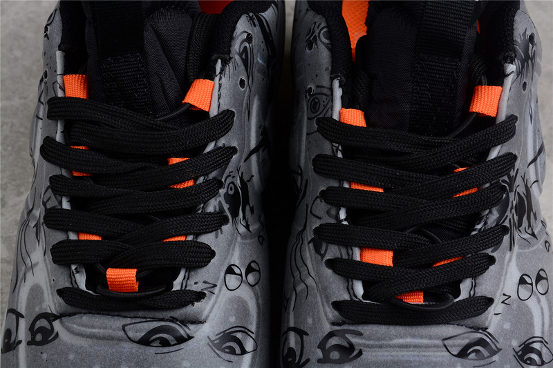 Air Force 1 Experimental Halloween Black/Black/Starfish/White 33