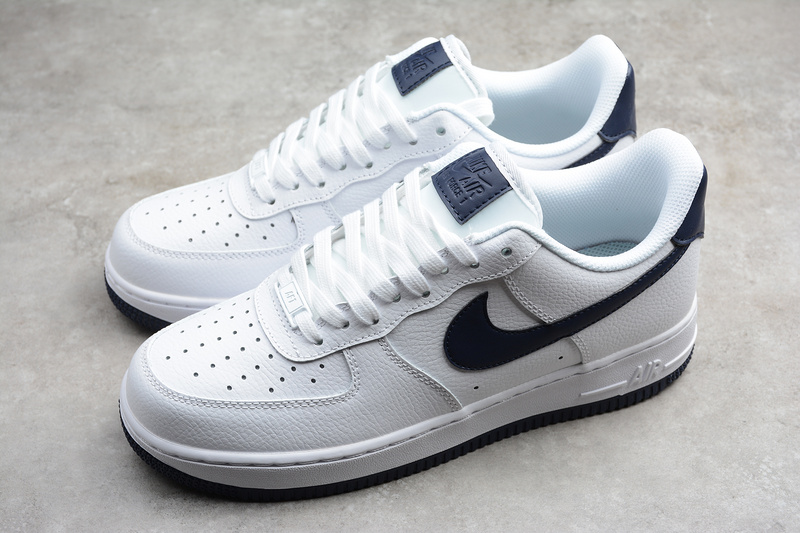 Air Force 1 Low 07 White/Black 31