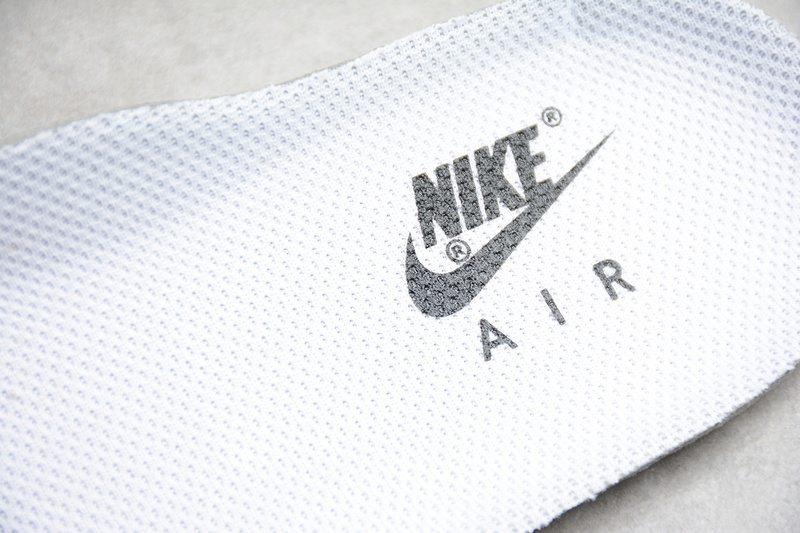 Air Force 1 Low White/Black 29