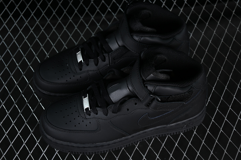 Nike Air Force 1 '07 Mid Black 11