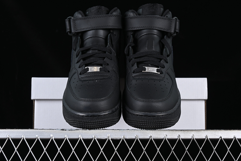 Nike Air Force 1 '07 Mid Black 15