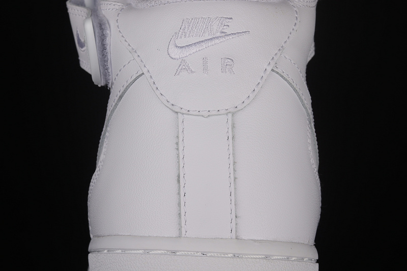 Air Force 1 Mid 07 White/White/White 27