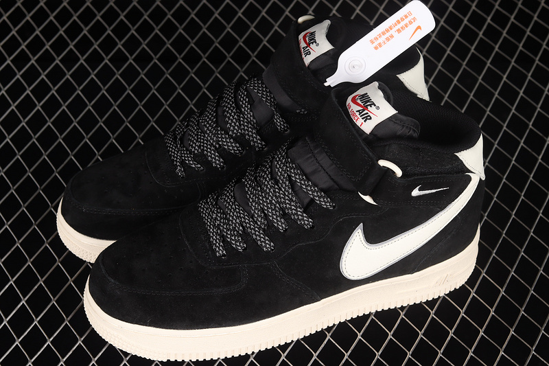 Nike Air Force 1 '07 Mid Black/Black/White 5