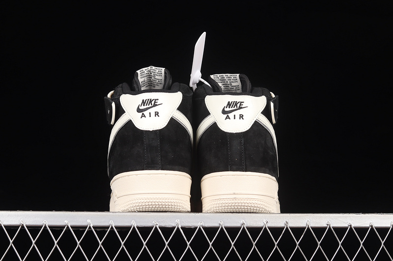 Nike Air Force 1 '07 Mid Black/Black/White 23