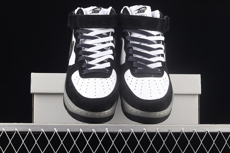 Air Force 1 Mid 07 Slam Jam Black/Black/White 25