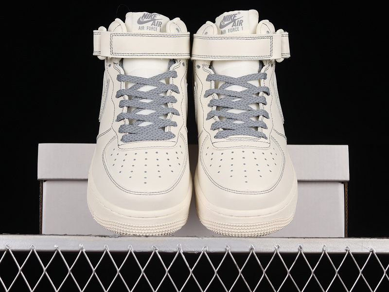 Nike Air Force 1 '07 Mid White/Grey 5