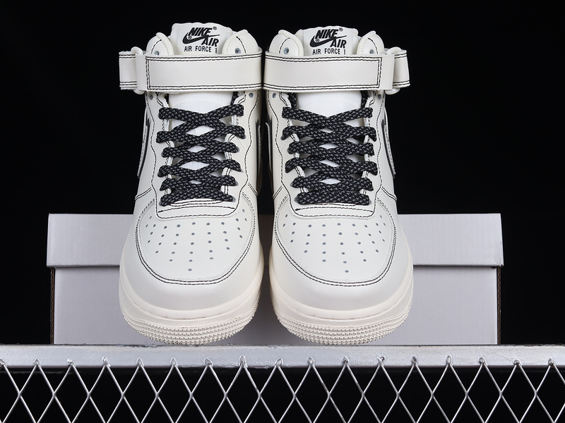 Air Force 1 Mid 07 White/White/Black 23