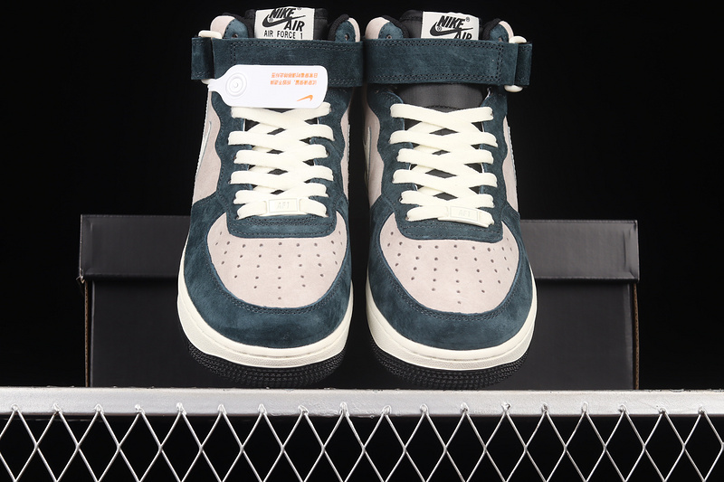 Air Force 1 Mid 07 Beige/Green/White 17