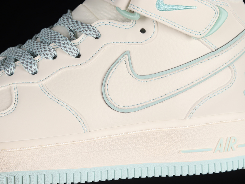 Undefeated Nike Air Force 1 '07 Mid White/Blue 19