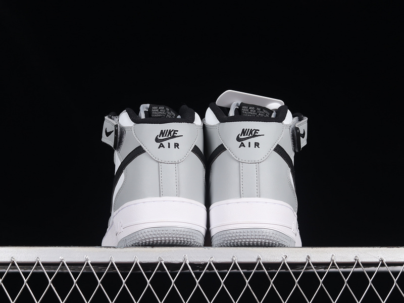 Nike Air Force 1 '07 Mid White/Black/Grey 23