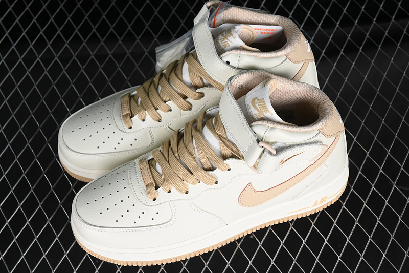 Air Force 1 Mid White/Khaki 9