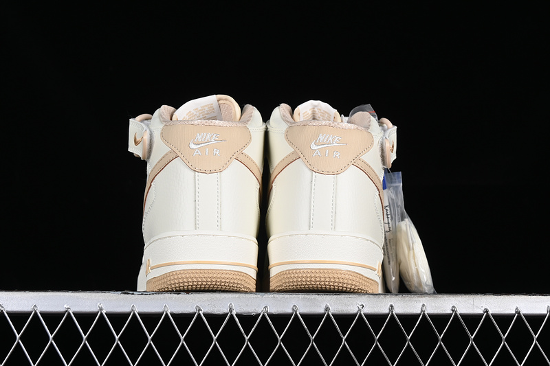 Air Force 1 Mid White/Khaki 17