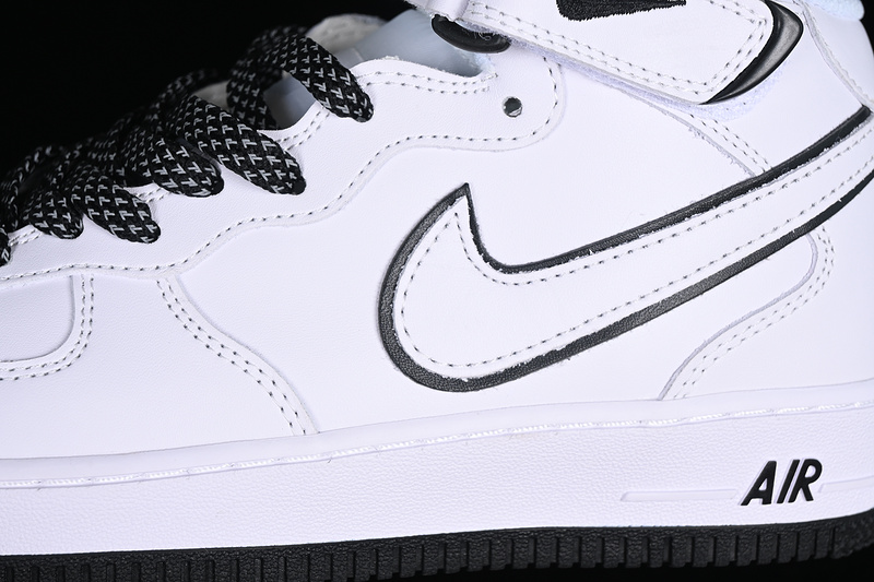 Nike Air Force 1 '07 Mid White/Black 17