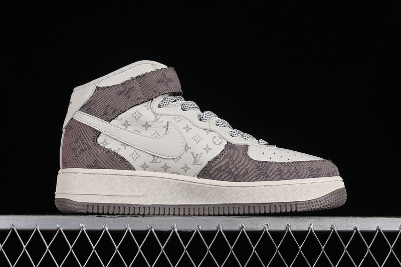 Nike Air Force 1 '07 Mid L*V White/Grey 31