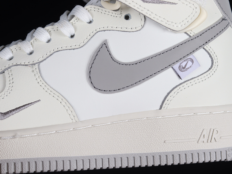 Air Force 1 Mid 07 Silver Snow/White/Grey 5