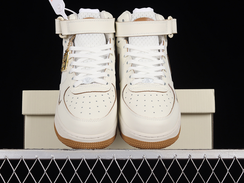 Air Force 1 Mid 07 White/White/Mocha Brown 21