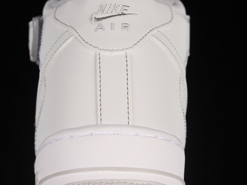 Air Force 1 Mid 07 White/White/Silver 27