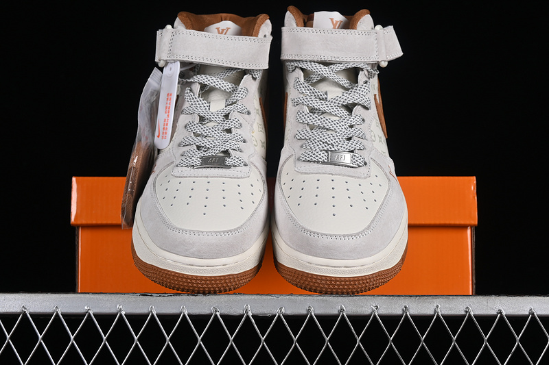 Nike Air Force 1 '07 Low L*V Grey/Brown/White 19