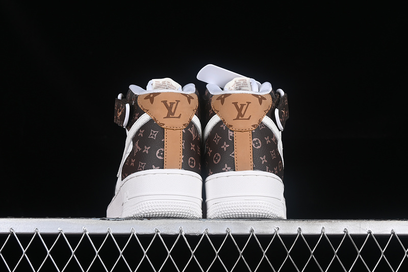 Nike Air Force 1 '07 Mid L*V White/Brown 13