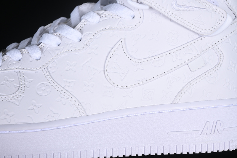 Nike Air Force 1 '07 Mid L*V White 13