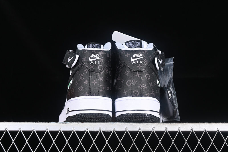 Nike Air Force 1 '07 Mid L*V White/Black 25