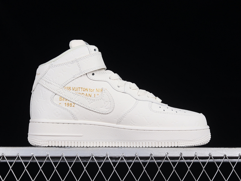 L*V X Air Force 1 Mid 07 White/White/White 23