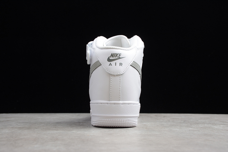 Air Force 1 Mid 07 White/Grey 31