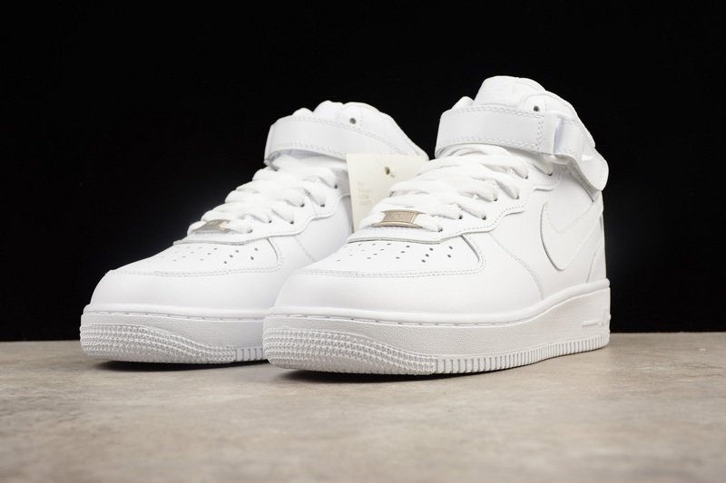 Air Force 1 Mid '07 Classic White/White 7