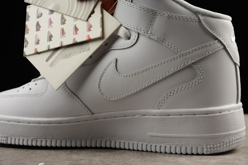 Air Force 1 Mid '07 Classic White/White 29